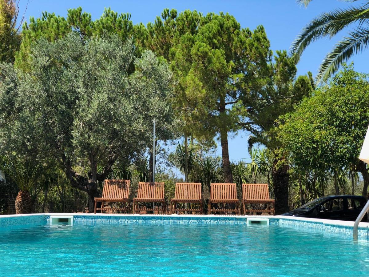 Country Villa Peloponnese With Tennis Court And Pool Zevgolateíon Exterior foto